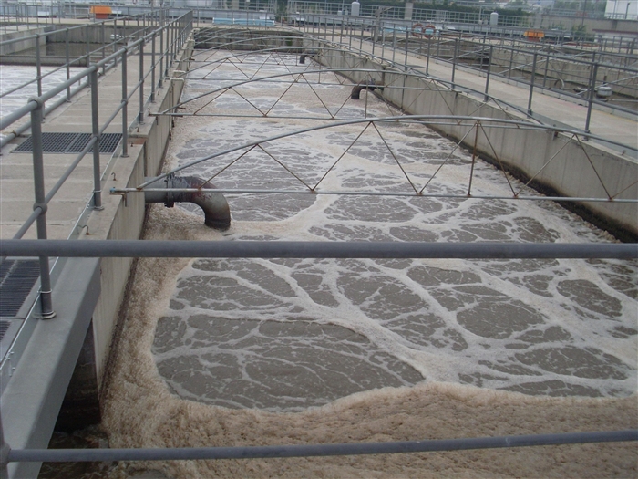 养殖水处理消泡剂应用图